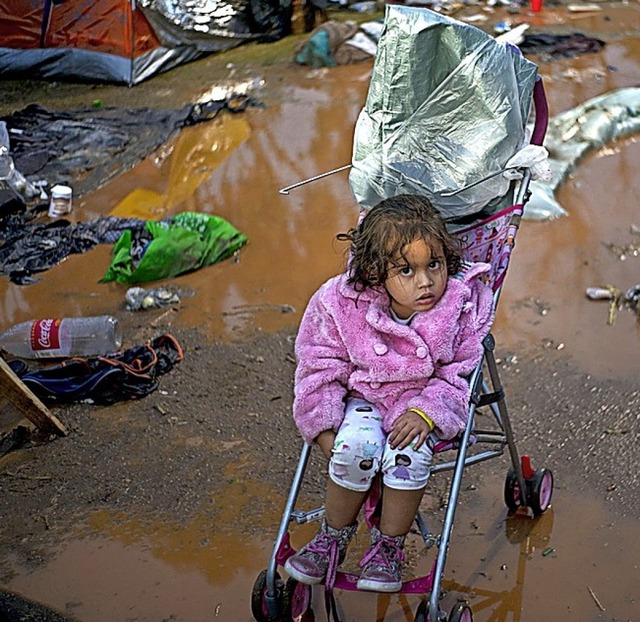 Das alte Lager in Tijuana  war berschwemmt.  | Foto: DPA