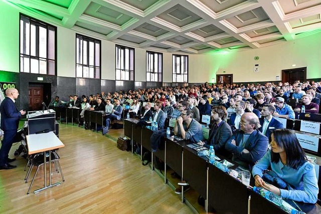 Etwa 400 Menschen nahmen am ersten Freiburger Blockchain-Symposium teil.  | Foto: Michael Bamberger