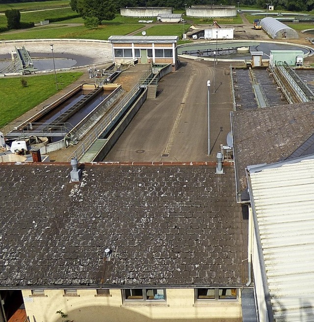 Blick auf die Klranlage: Hier gut es viel zu sanieren.  | Foto: Aribert Rssel