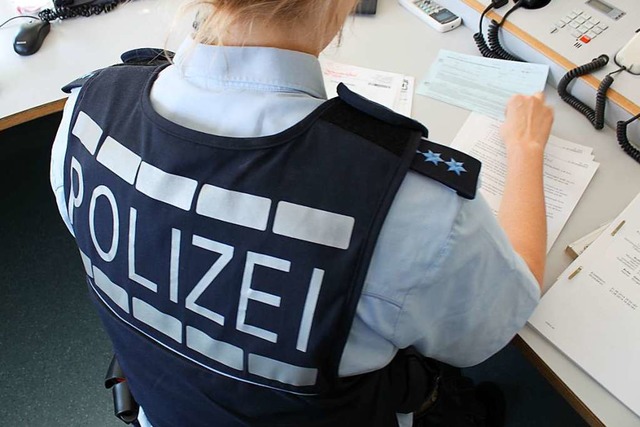Die Polizei sucht einen Unbekannten,d ...nd in Lrrach gemalt hat (Symbolbild).  | Foto: Karl-Heinz H / adobe.com