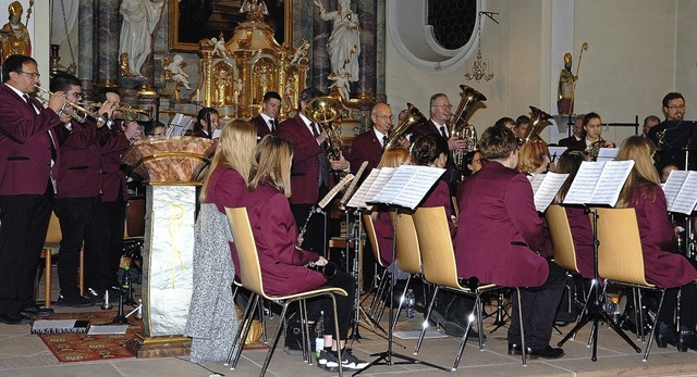 Der Musikverein Oberhausen begeisterte bei seinem Adventskonzert.   | Foto: Jrgen Schweizer