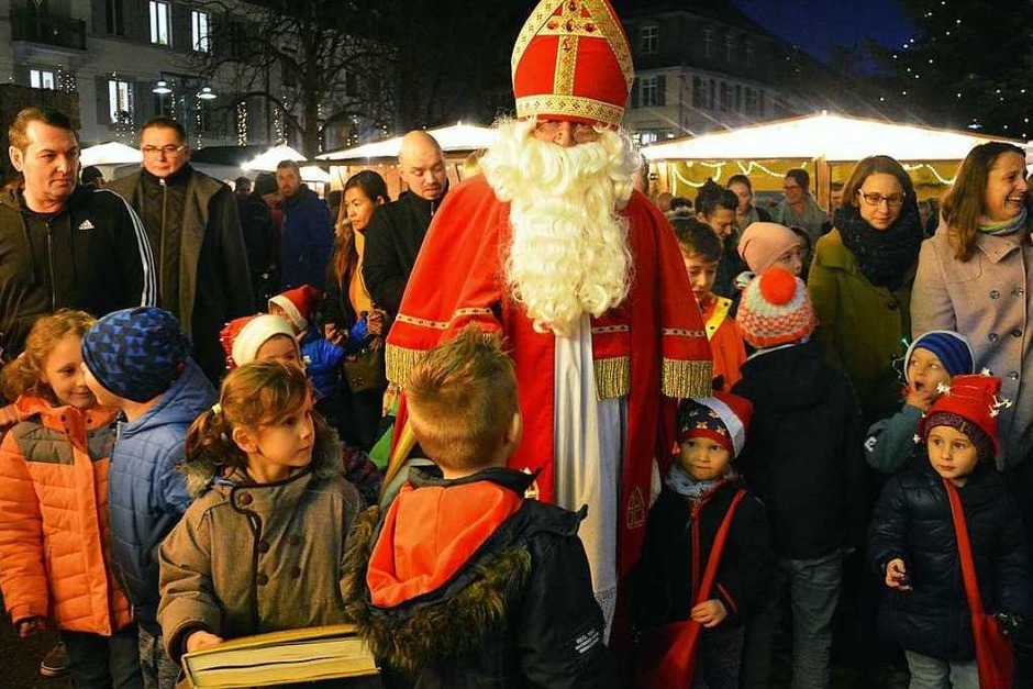 Impressionen vom Lörracher Weihnachtsmarkt (Foto: Barbara Ruda) Impressionen vom Lörracher Weihnachtsmarkt (Foto: Barbara Ruda)