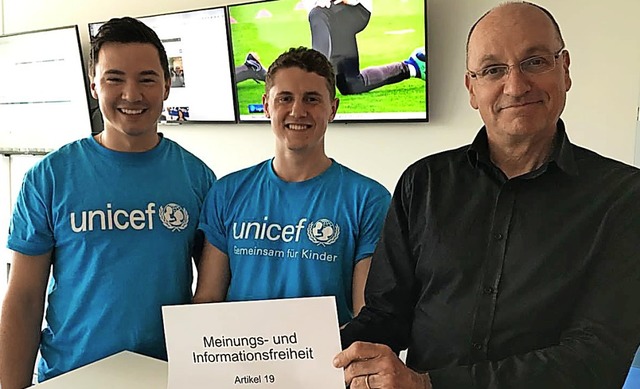 Jonatan Kraus und David Philip von der...ie Meinungs- und Informationsfreiheit.  | Foto: Unicef