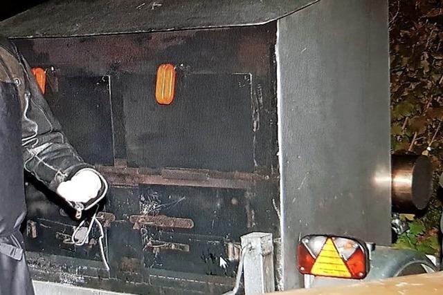 Fahrbarer Ofen fr Flammenkuchen gestohlen