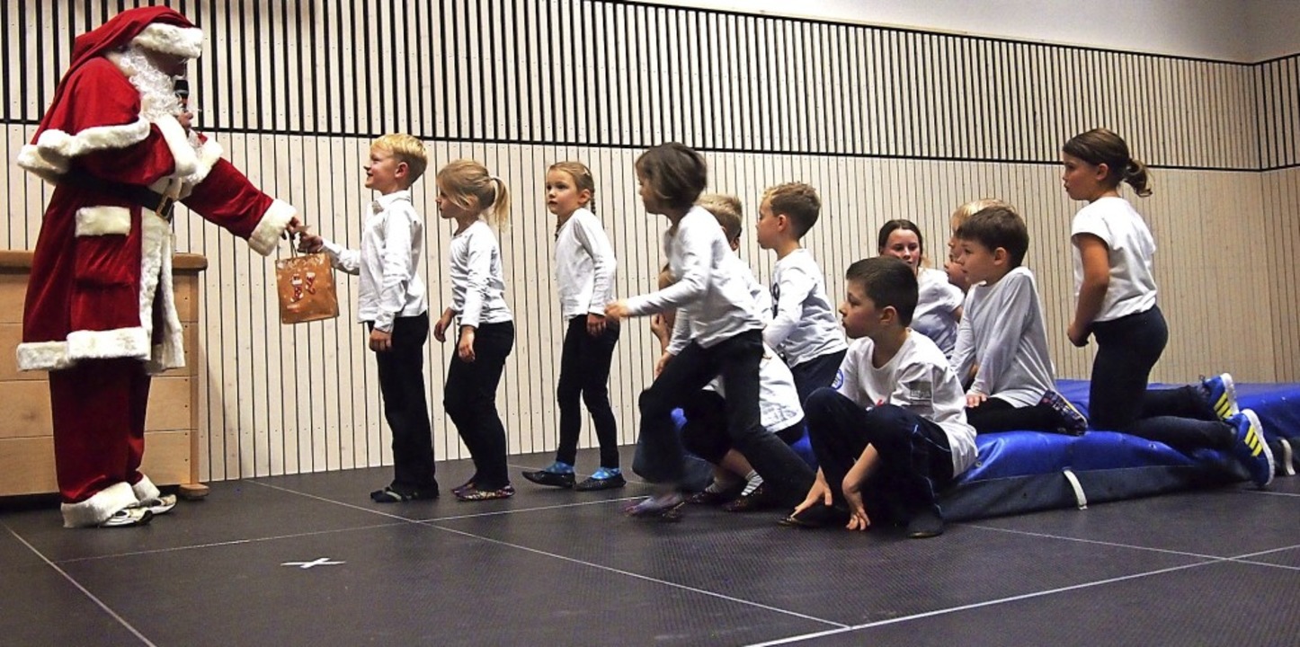 Erst auf dem Trampolin, dann beim Gesc... Hgelberg einige neue Fans gewonnen.   | Foto: Gabriele Poppen