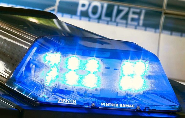 Die Polizei registrierte einen Sachschaden in Höhe von 10000 Euro. | Foto: Friso Gentsch Die Polizei registrierte einen Sachschaden in Höhe von 10000 Euro. | Foto: Friso Gentsch
