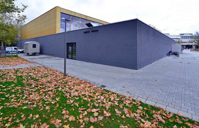 Die neue Gerolf-Staschull-Halle ist er...bt die Sporthalle frs erste gesperrt.  | Foto: Michael Bamberger
