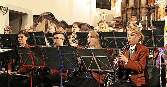 Der Musikverein Dillendorf spielte unt...en erstmals wieder ein Kirchenkonzert.  | Foto: Verein