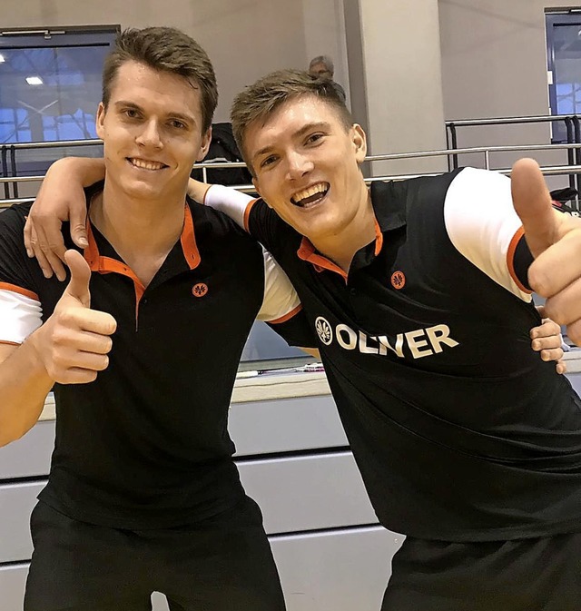 Jonas und Lukas Burger nach ihrem vierten Meistertitel in Folge.   | Foto:  Paloma Wich