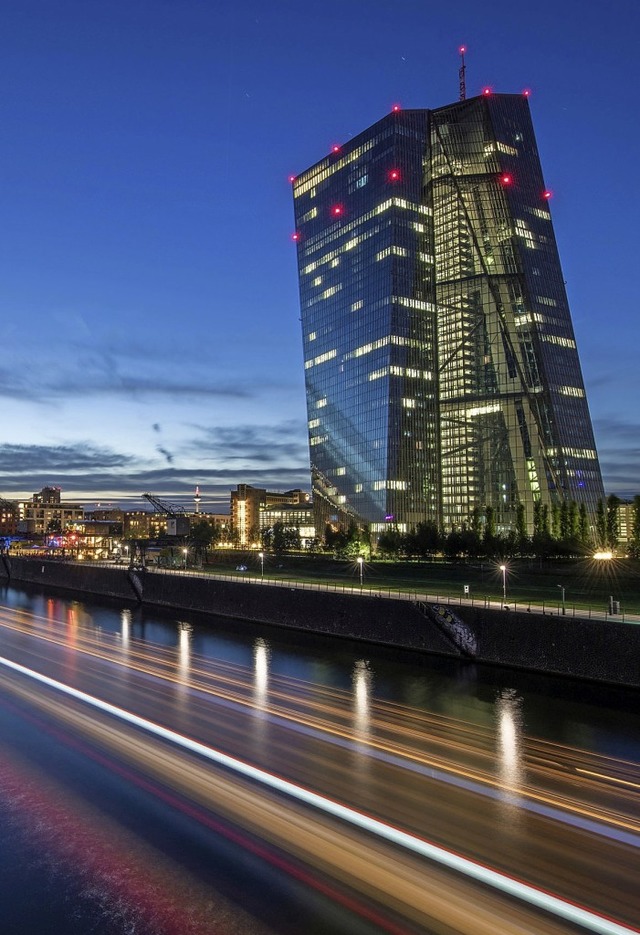 Die EZB ist eine der mchtigsten Institutionen in Europa.   | Foto: DPA
