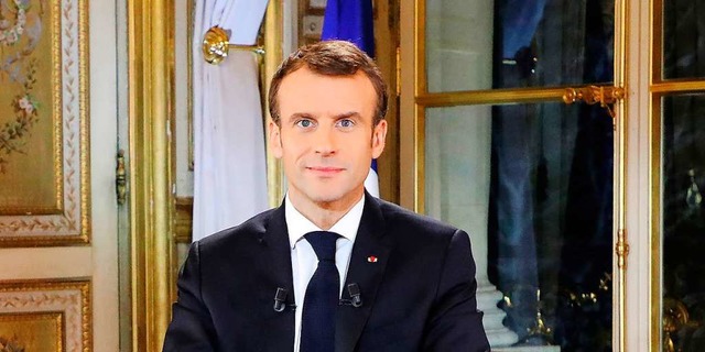 Prsident Emmanuel Macron kurz vor seiner Ansprache an die franzsische Nation  | Foto: DPA