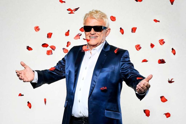 Fr immer blond und sonnenbebrillt: Heino auf seinem offiziellen Geburtstagsbild  | Foto: Dominik Beckmann