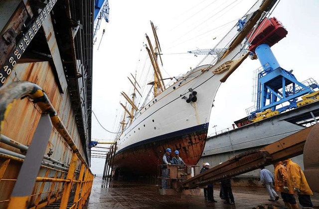 Sie war einmal der Stolz der Marine, ihr Image hat aber schwer gelitten.  | Foto: dpa