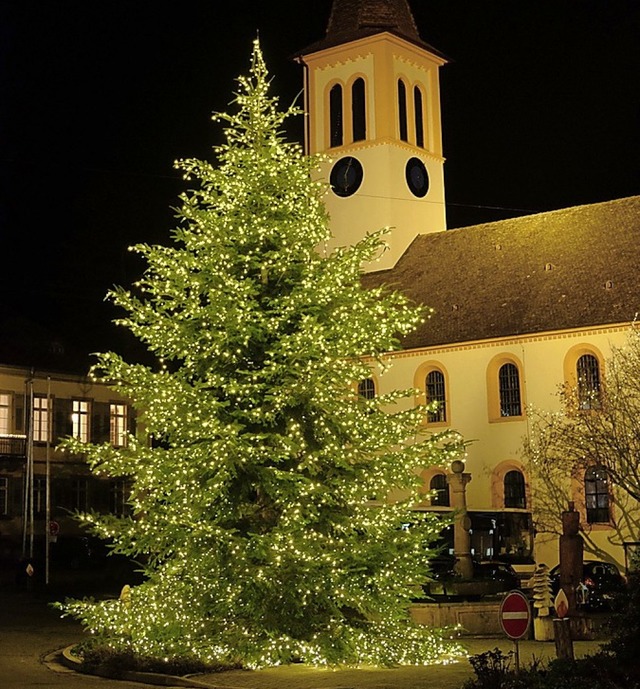 In einem schnen Ambiente findet der Sulzburger Weihnachtsmarkt statt.   | Foto: Martin Pfefferle