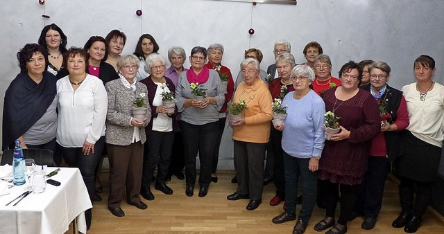 Zum 30-jhrigen Bestehen wurden die 16...mengeschenk fr ihre Initiative geehrt  | Foto: Markus Zimmermann