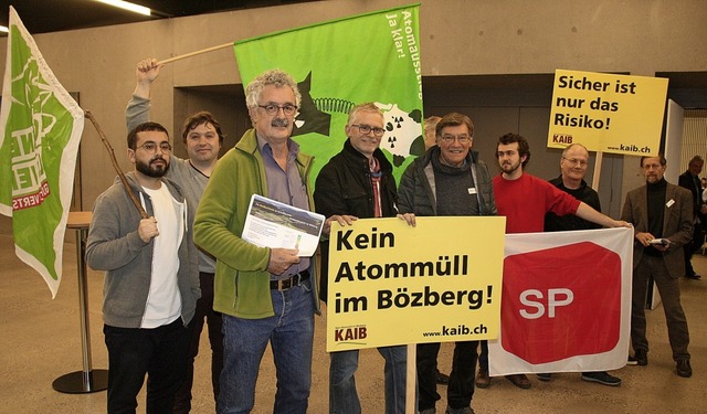 Mitglieder verschiedener Organisatione...) und Hans-Eugen Tritschler (rechts).   | Foto: Peter Schtz