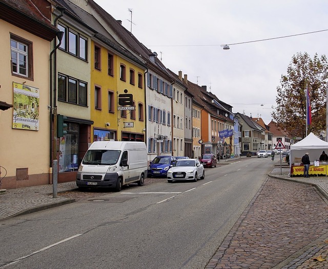 Die Umgestaltung der Hauptstrae besch...ltsreden am Donnerstagabend deutlich.   | Foto: Ilona Hge