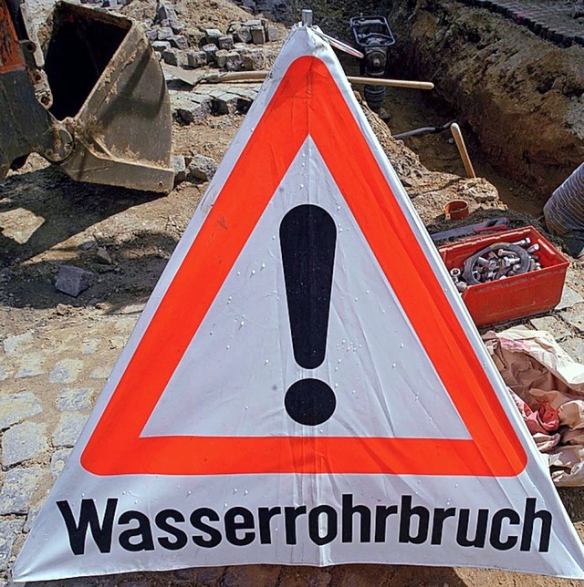 Wasserrohrbrche bringt  Efringen-Kirchen betrchtlichen Wasserverlust.   | Foto: Symbolbild: dpa