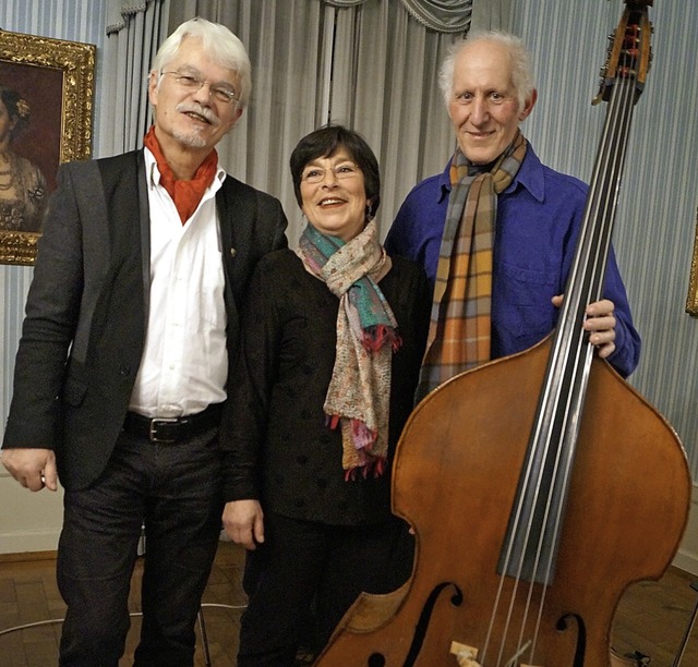 Ein kreatives Trio: Lektor Markus Manf...abassist Wolfgang Fernow (von links).   | Foto: Silke Hartenstein