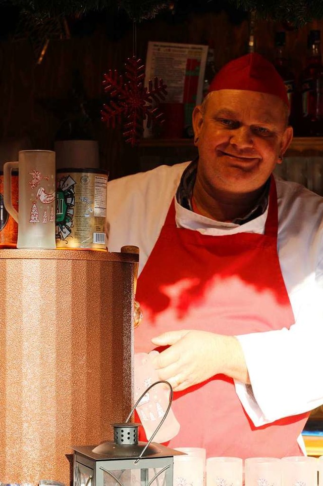 Olaf Kunzweilers Kunden trinken in diesem Jahr besonders gerne Rosglhwein.  | Foto: Joshua Kocher