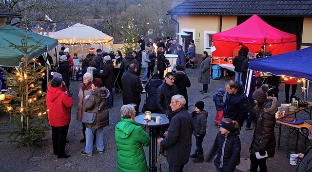 Das erste Weihnachtsdorf in Broggingen   | Foto: Werner Schnabl