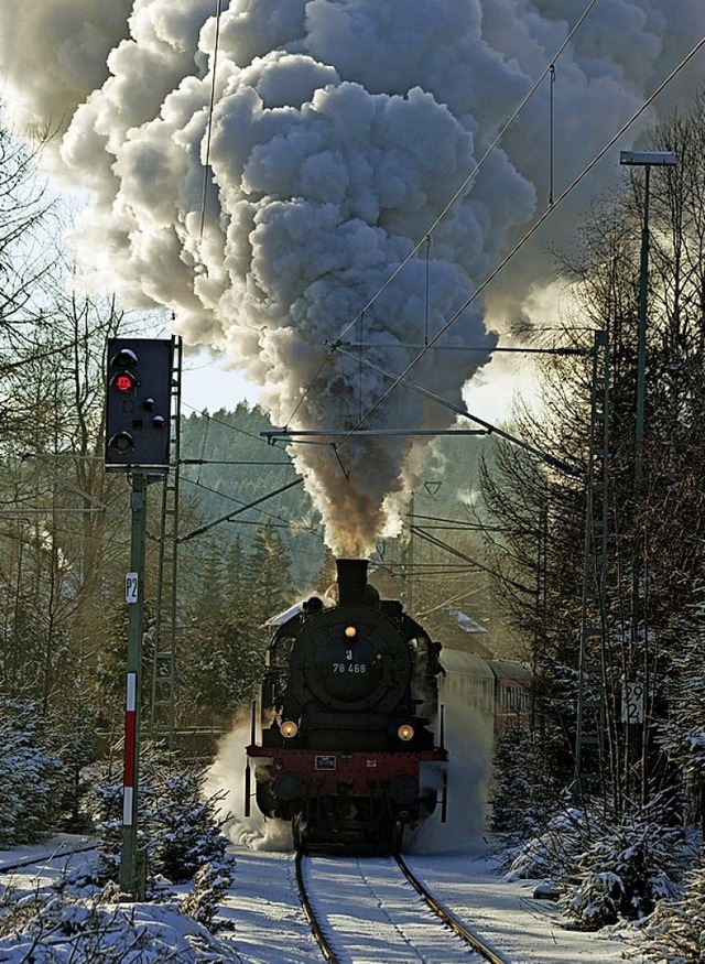 Das dampft:  romantische Bahnfahrt im Winter  | Foto: Jrg Sauter
