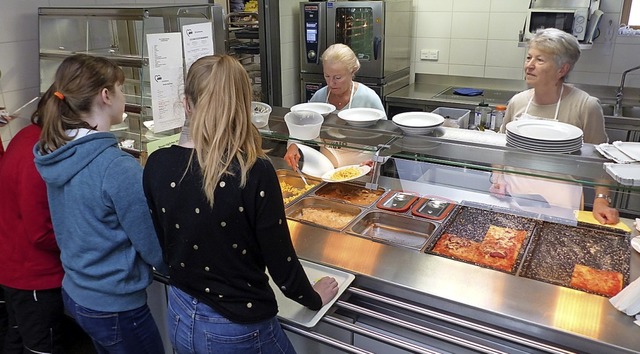 600 Kinder essen jede Woche in der AWO-Mensa.   | Foto: Bachmann-Goronzy