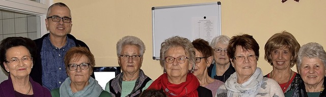 Waltraud Kilian (links) und die Freie-Whler-Frauen mit Stefan Heinz   | Foto: Heidemarie Wussler