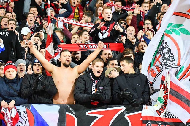 SC Fans in Nrnberg...  | Foto: Achim Keller