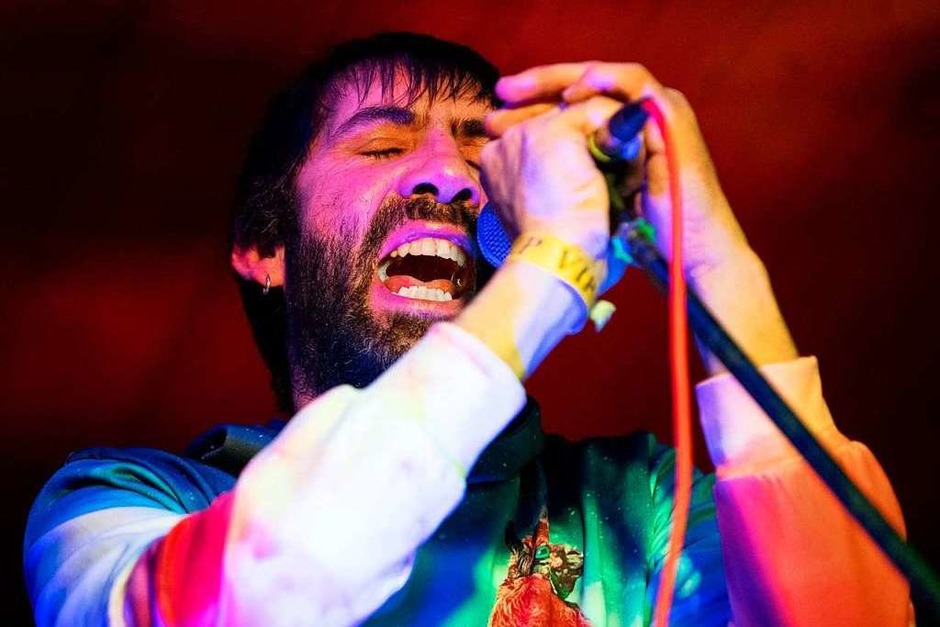 Kirschwasser Punk Rock gab’s von „Garasch Delüxe“ mit Musikern aus Löffingen und Bonndorf. (Foto: Wolfgang Scheu) Kirschwasser Punk Rock gab’s von „Garasch Delüxe“ mit Musikern aus Löffingen und Bonndorf. (Foto: Wolfgang Scheu)