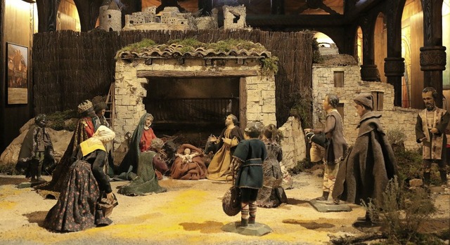 Die Krippe und die Geburt Jesu standen...er Stabkirche im Europa-Park zu sehen.  | Foto: Europa-Park