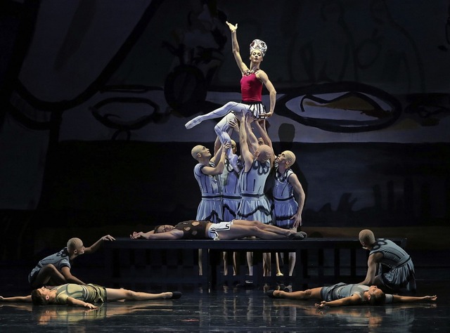 Szene aus &#8222;Der verlorene Sohn&#8220; mit dem Mariinsky-Ballett   | Foto: Natasha Razina