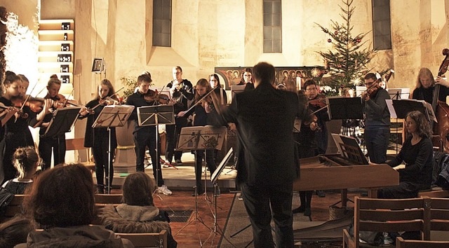 Ein gelungenes Weihnachtskonzert bot d...nklasse von Angelika und Ingo Balzer.   | Foto: Musikschule Markgrflerland