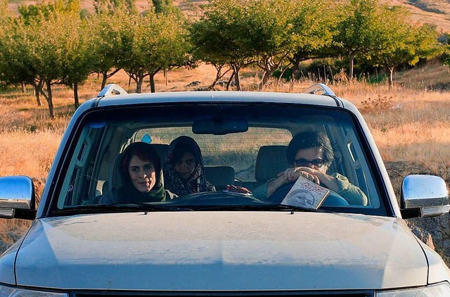 Behnaz Jafari, Marziyeh Rezaei und Jaf...links) in &#8222;Drei Gesichter&#8220;  | Foto: Jafar Panahi Film Production