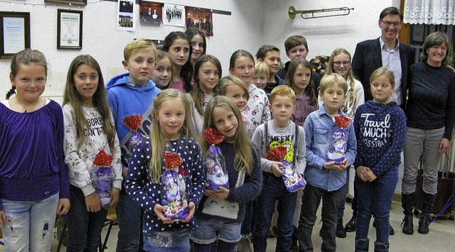 20 Kinder werden derzeit vom Musikvere...em Vorspiel im Probelokal des Vereins.  | Foto: Ulrike Spiegelhalter