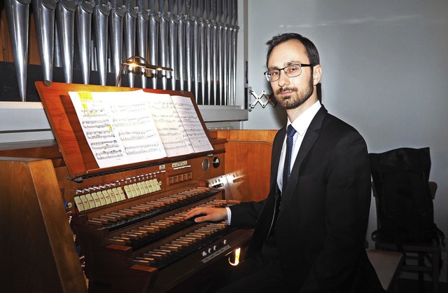 Organist Dominic Cerrito ist mit der O...n der Wehrastadt quasi ein Heimspiel.   | Foto: Hans Christoph Wagner