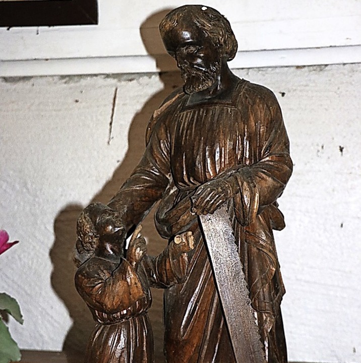 Diese Josefsfigur wurde dereinst aus d...en angestammten Platz wieder gefunden.  | Foto: Martha Weishaar