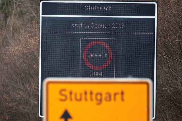 Diesel der Abgasnorm 4 und schlechter drfen nicht mehr nach Stuttgart fahren.  | Foto: dpa