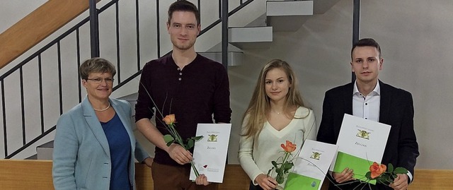 Die Preistrger Daniel Messing, Jana L...r, die ebenfalls einen Preis erhielt.   | Foto: Carl-Helbing-Schule