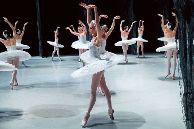 Grazil und mit Perfektion: Dafr ist das Russische Ballett Moskau bekannt.  | Foto: Dietmar Scherf