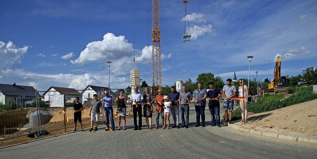 Offiziell der ffentlichkeit bergeben...Holzweg III in Ballrechten-Dottingen.   | Foto: Volker Mnch