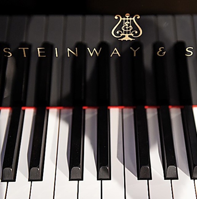 Im Anflug auf Laufenburg: Flgel von Steinway &amp; Sons   | Foto: Symbolfoto: dpa