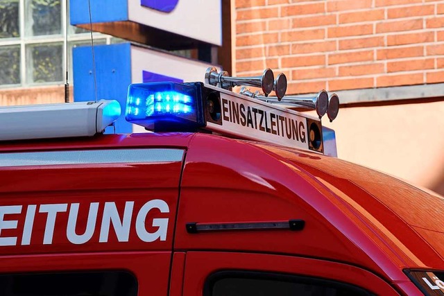 Die Freiwillige Feuerwehr Hg-Ehrsberg barg das Auto aus dem Bach. (Symbolbild)  | Foto: Jonas Hirt