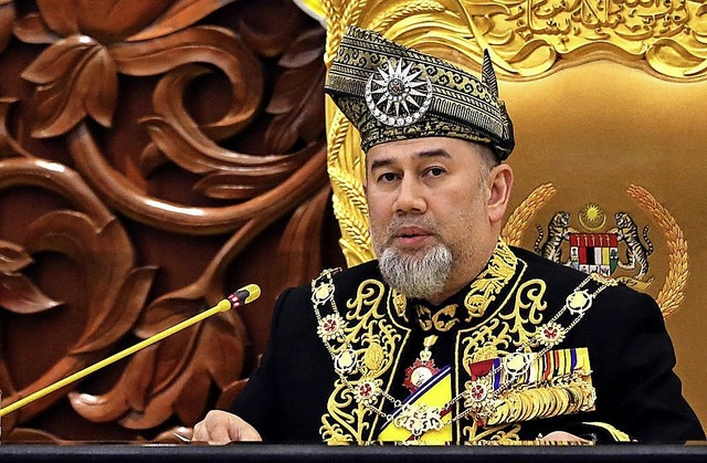 Der Knig von Malaysia, Muhammad V., trat  berraschend zurck.   | Foto: dpa