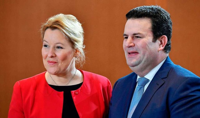 Sozialminister Hubertus Heil (SPD) und Familienministerin Franziska Giffey (SPD)  | Foto: AFP
