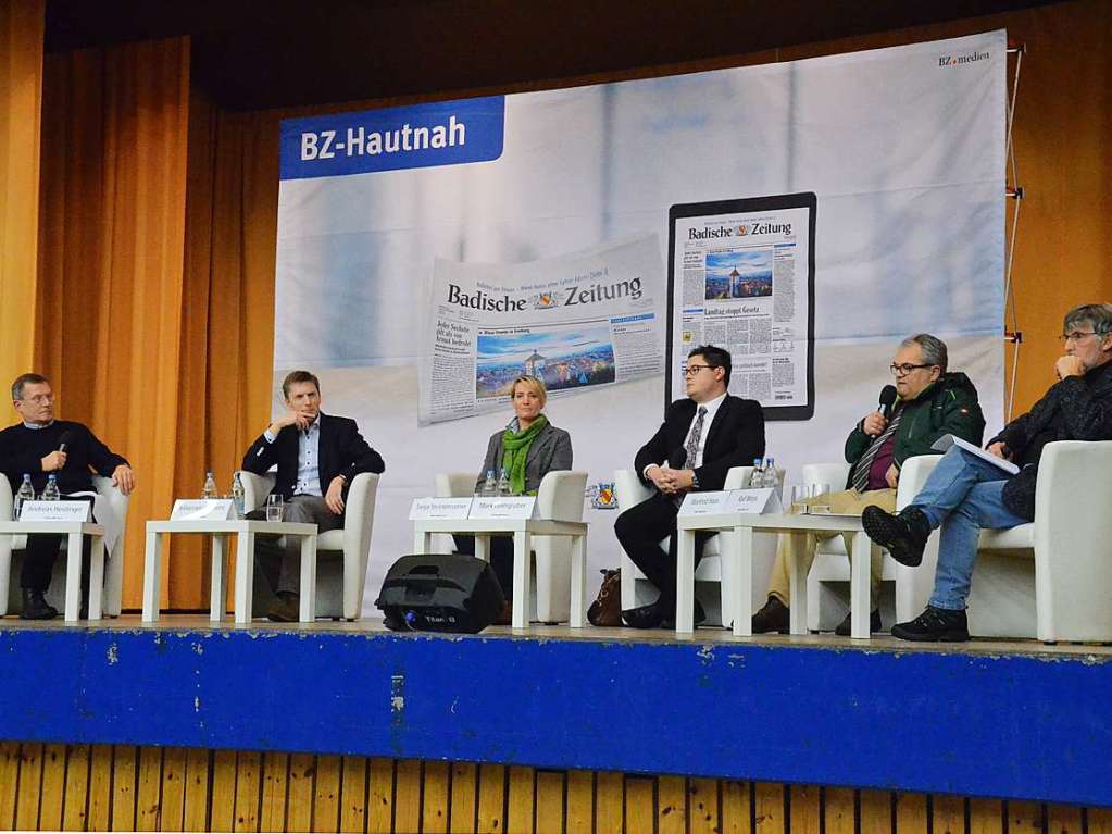 Volle Halle, viele Fragen und Themen: Beim BZ-Kandidatentalk stellten sich die Brgermeisterkandidaten Mark Leimgruber, Tanja Steinebrunner, Johannes Albrecht und Manfred Haas den Fragen der Badischen Zeitung in der Feldberghalle.