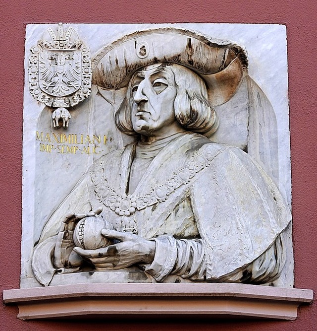 Maximilian I.: Relief am Freiburger Haus &#8222;Zum Walfisch&#8220;  | Foto: Kunz