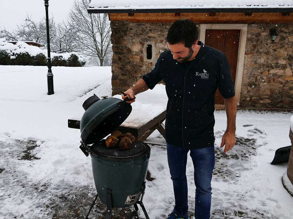 Schnee-Grillen