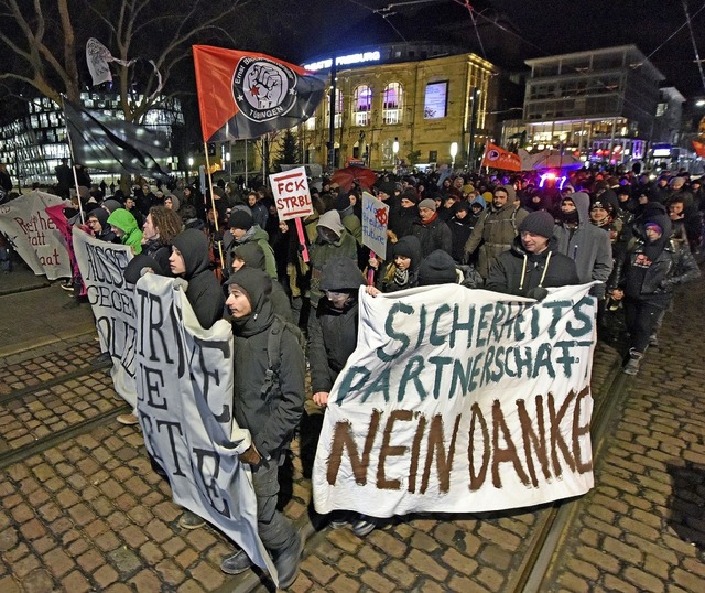 Protest richtete sich unter anderem ge...rtnerschaft&#8220; von Stadt und Land.  | Foto: Bamberger