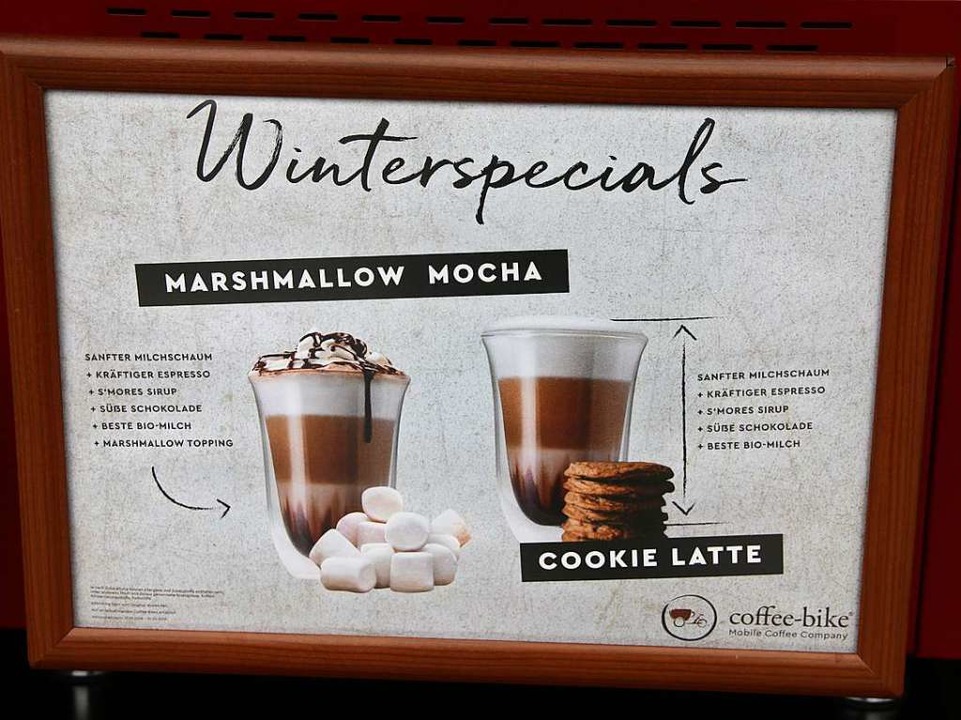 Die Winterspecials sind Marshmello-Mocha und Cookie-Latte  | Foto: Lisa Petrich